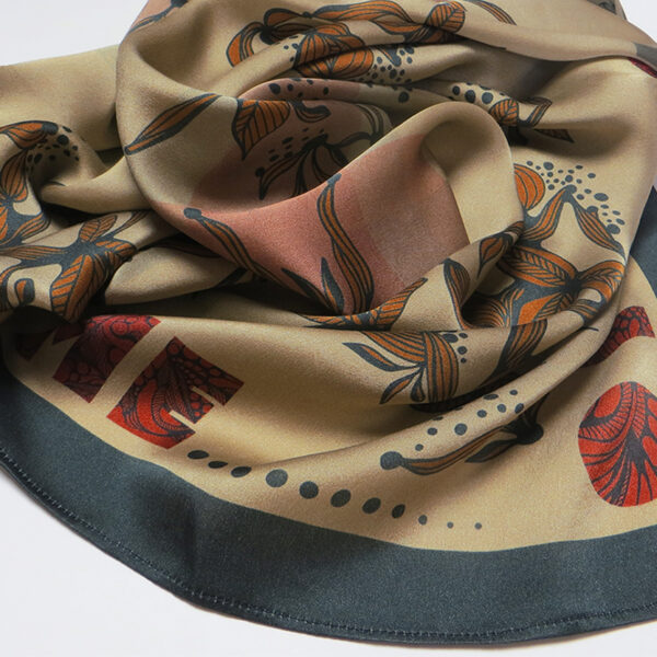 foulard-leaves-caramel-close-up2.jpg